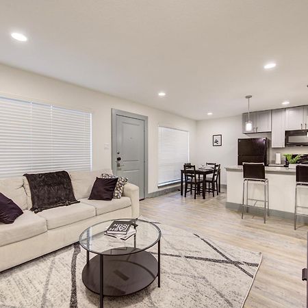 Trendy Midtown Apt, Walk To Shops & Sites, Pets Ok Х'юстон Екстер'єр фото
