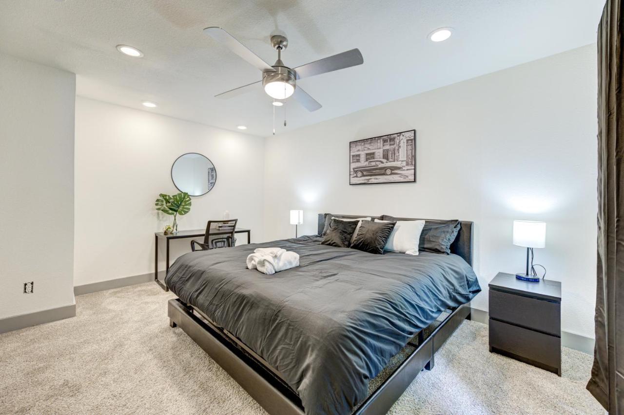 Trendy Midtown Apt, Walk To Shops & Sites, Pets Ok Х'юстон Екстер'єр фото